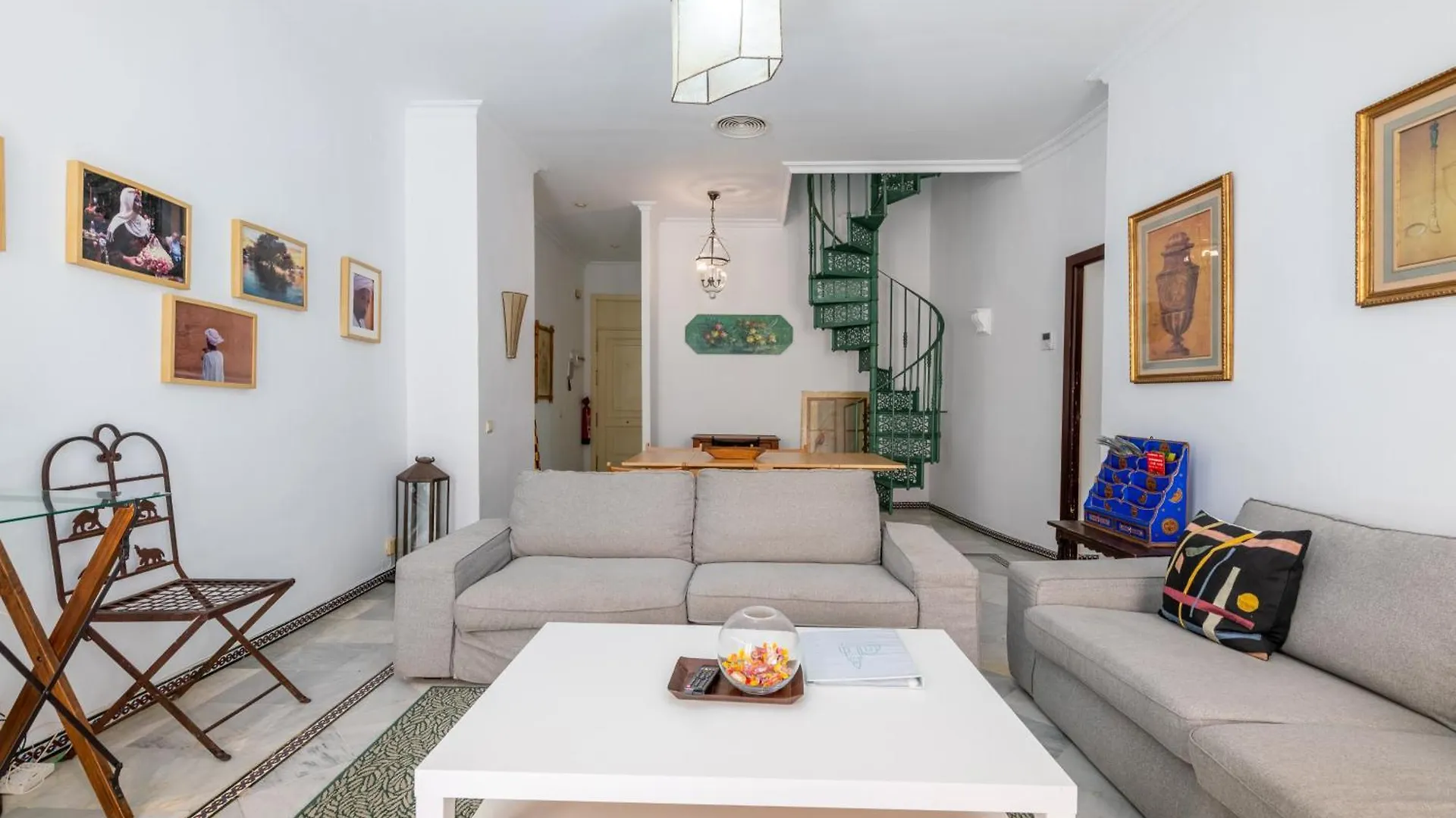 דירות סביליה Cathedral Penthouse- Big Private Terrace- Parking ספרד